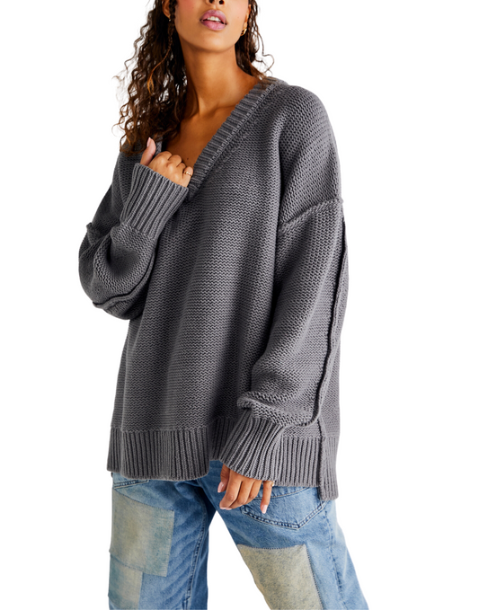 Alli V Neck - Madison's Niche